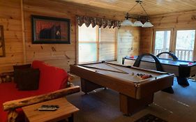 5 O' Clock Somewhere Cabin